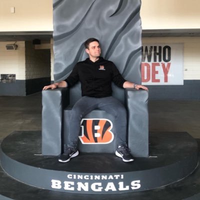 alexschubes's profile picture
