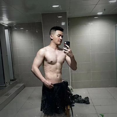 Y33888's profile picture