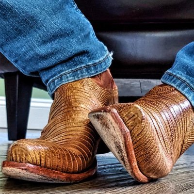 BiMarriedCwby's profile picture