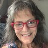 Profilbild von Lori Lewis