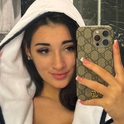 ᴋʜʟᴏᴇ ᴍᴀᴛᴛᴀ's profile picture