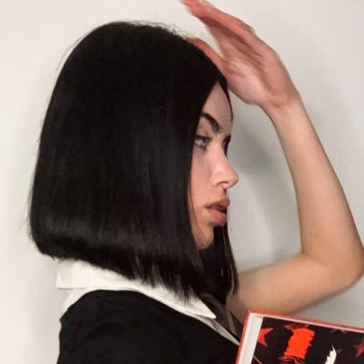 karina veiga's profile picture