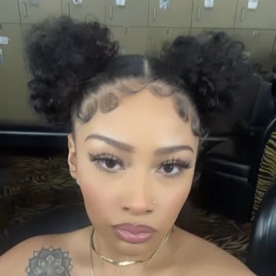 NUNU 🤩's profile picture