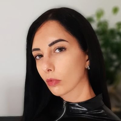 Lucia 🖤's profile picture