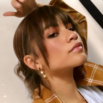 lynne's profile picture