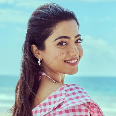 Roshini _Rose's profile picture
