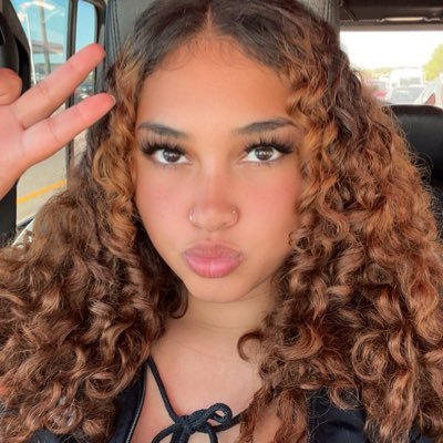 Rae's profile picture