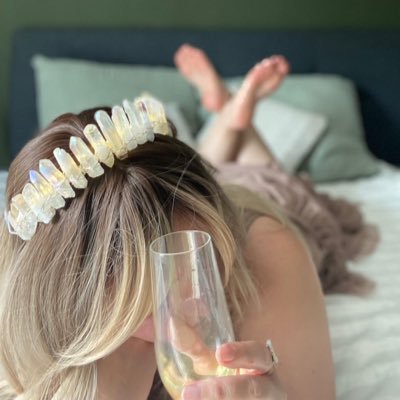 Queen Sam's profile picture