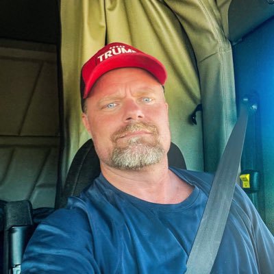 SNOWFLAKEREPELL's profile picture