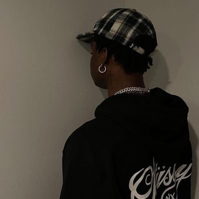 adams_miide's profile picture