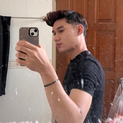 radenhnsem's profile picture