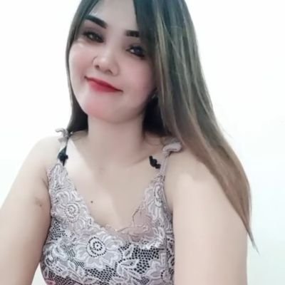 tante indah's profile picture