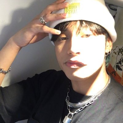 s 𓍯𓂃's profile picture