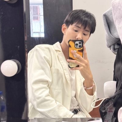 gf.'s profile picture
