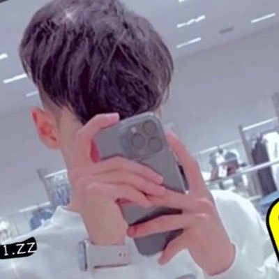 maks16z's profile picture