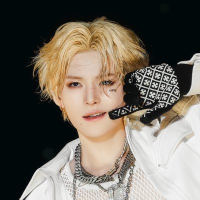 𝒄𝒖𝒕𝒆𝒄𝒂𝒕𝒕𝒊𝒆's profile picture