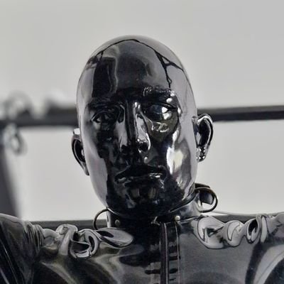 rubbergayhu's profile picture