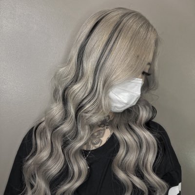 𝟖𝟏𝟐's profile picture