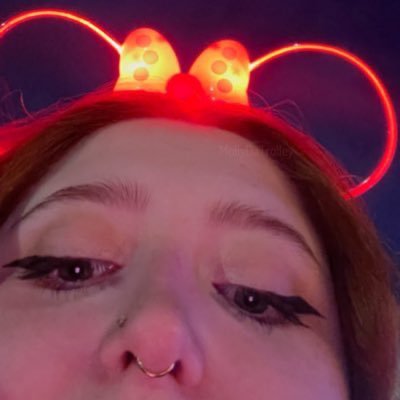 Mols ( ͡° ͜ʖ ͡°)'s profile picture