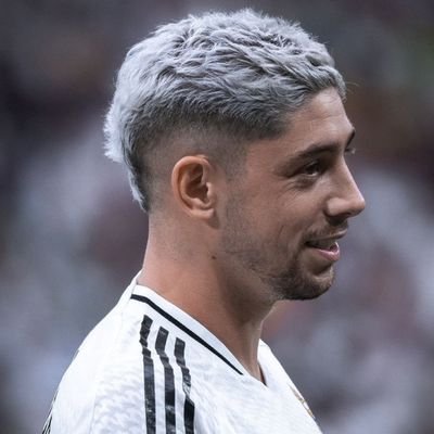 𝐟𝐞𝐝𝐞𝐯𝐚𝐥𝐯's profile picture