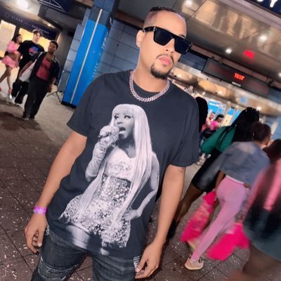 YAFAV♓️'s profile picture