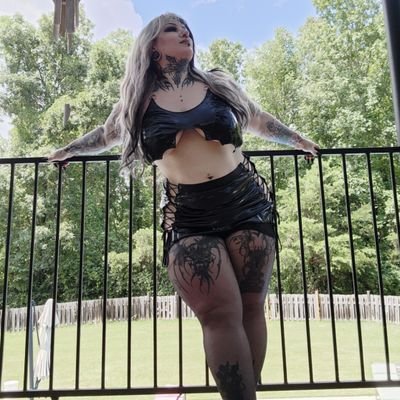 likeohmygoth's profile picture