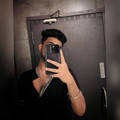 Aju235's profile picture