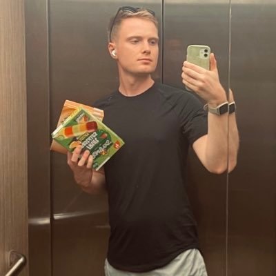chris🧼's profile picture