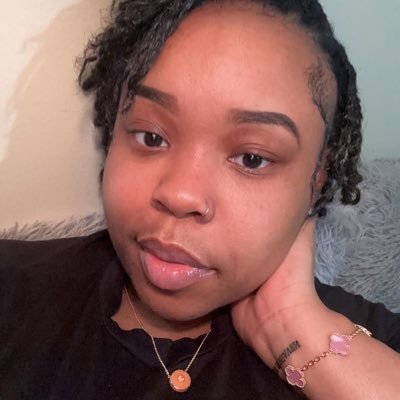 Zia_flwr's profile picture
