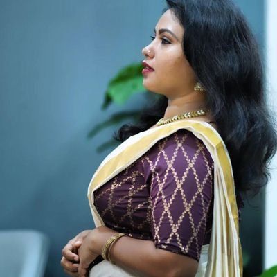 ModelTrending's profile picture