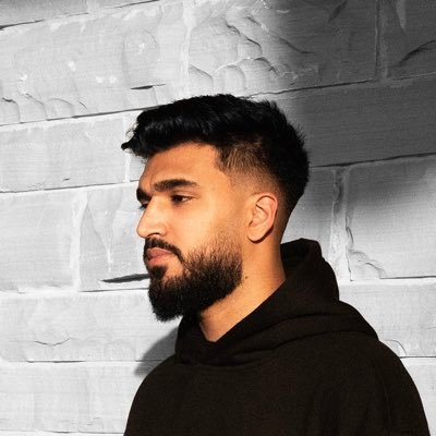 Kumail Nanji's profile picture