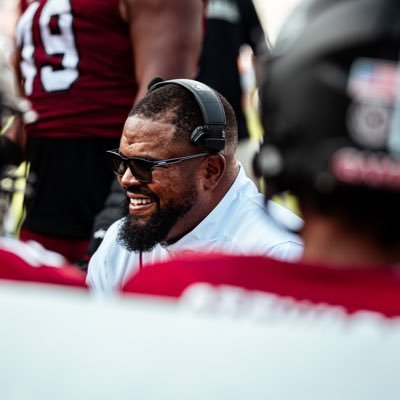 Travian Robertson's profile picture