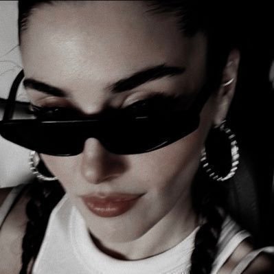 nyks𓆙's profile picture