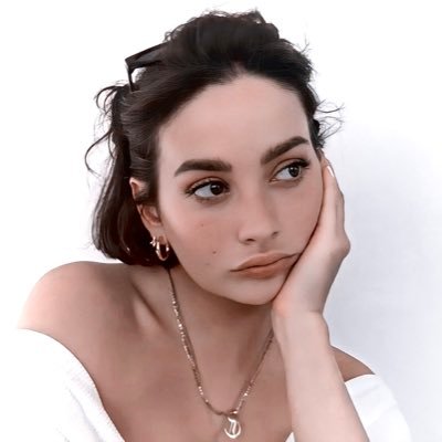 büş.'s profile picture