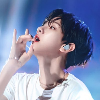 loveblight0506's profile picture