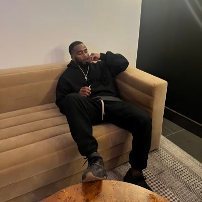 8hrinla's profile picture