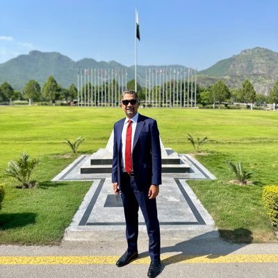 Usama Qureshi's profile picture