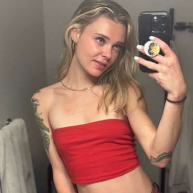 therealkatelynx's profile picture
