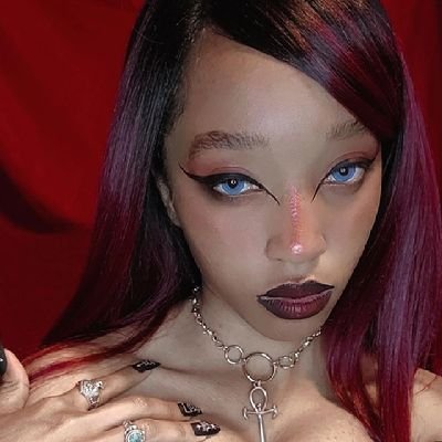 Alyx Valoria's profile picture