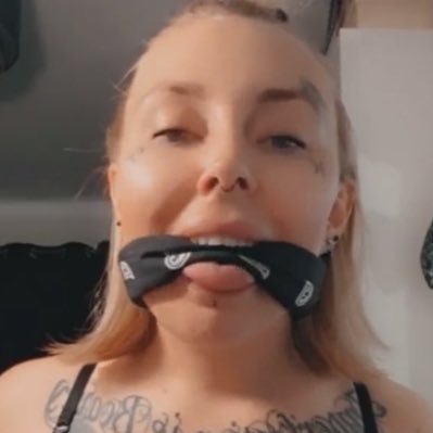 THE Gagster😷's profile picture