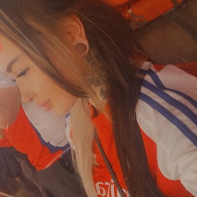 lucy #AFC❤️🤍's profile picture
