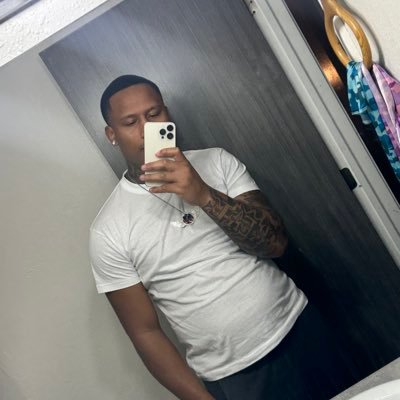 R3alRizzGod's profile picture