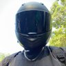 L profil fotoğrafı