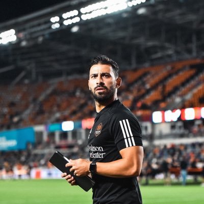 juanguerra16's profile picture
