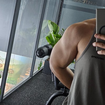 Eric16523323's profile picture