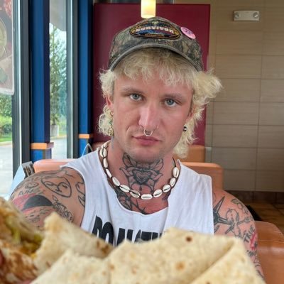 Sweat FM's profile picture