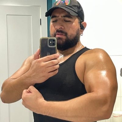 gundogtx's profile picture