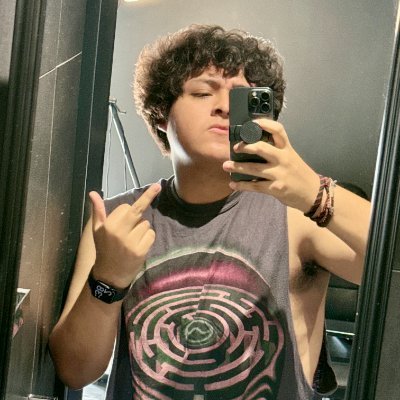 AlecchiMan's profile picture