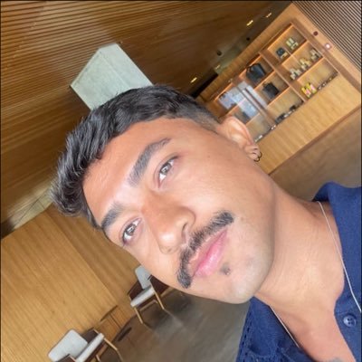 Emeloj2's profile picture