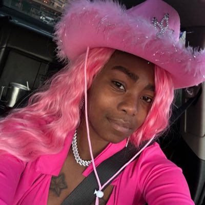 Pink Friday Girl's profile picture
